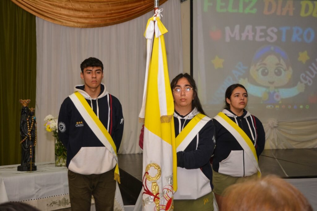 Día del Docente en el Instituto Jesús Niño: homenaje, memoria y vocación educativa whatsapp image 2026 09 14 at 08.11.49